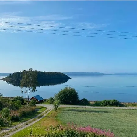 Koselig Ved Sjoen - Skjevikstranden Semesterbostad *