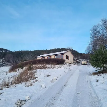 Koselig Ved Sjoen - Skjevikstranden