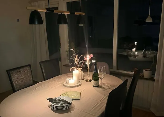 Koselig Ved Sjoen - Skjevikstranden